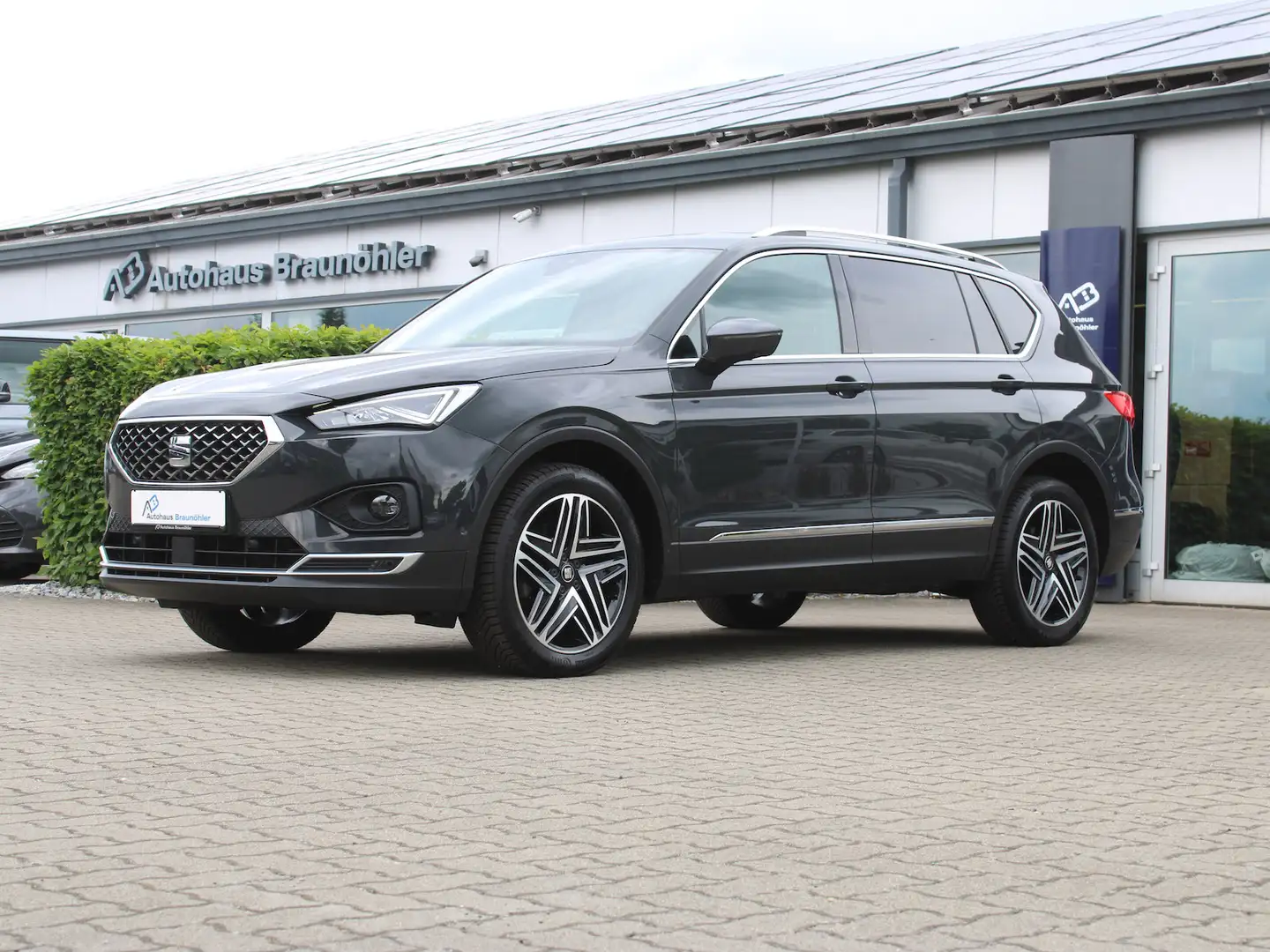 SEAT Tarraco Xcellence 4Drive*AHK*Standhzg.*LED*Beats* Grau - 2