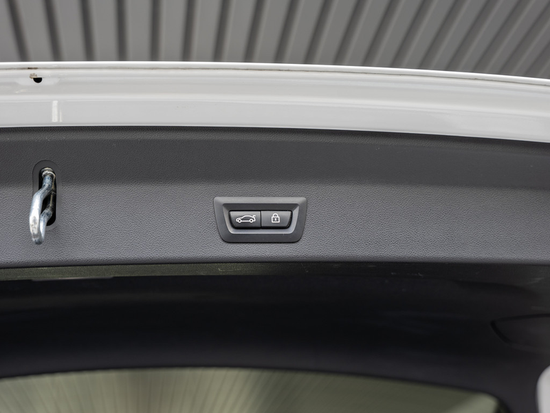 BMW X3 xDrive 20d M-Sport AHK HUD LED STANDHZ ACC — photo 13