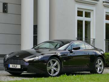 V8 Vantage 4,7L Sportshift Berwick Bronze/Neuer Service bei Aston Martin/Sonderleder/19"Sportpack/Premium Sound/Memory