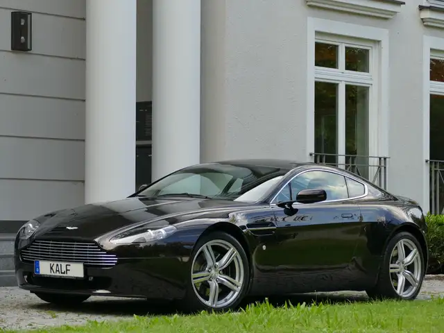 Aston Martin Vantage V8 Vantage 4,7L Sportshift Berwick Bronze/Neuer Service bei Aston Martin/Sonderleder/19"Sportpack LM/Premium Sound/Memory