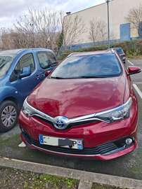 Auris Touring Sports Hybride 136ch Tendance Business