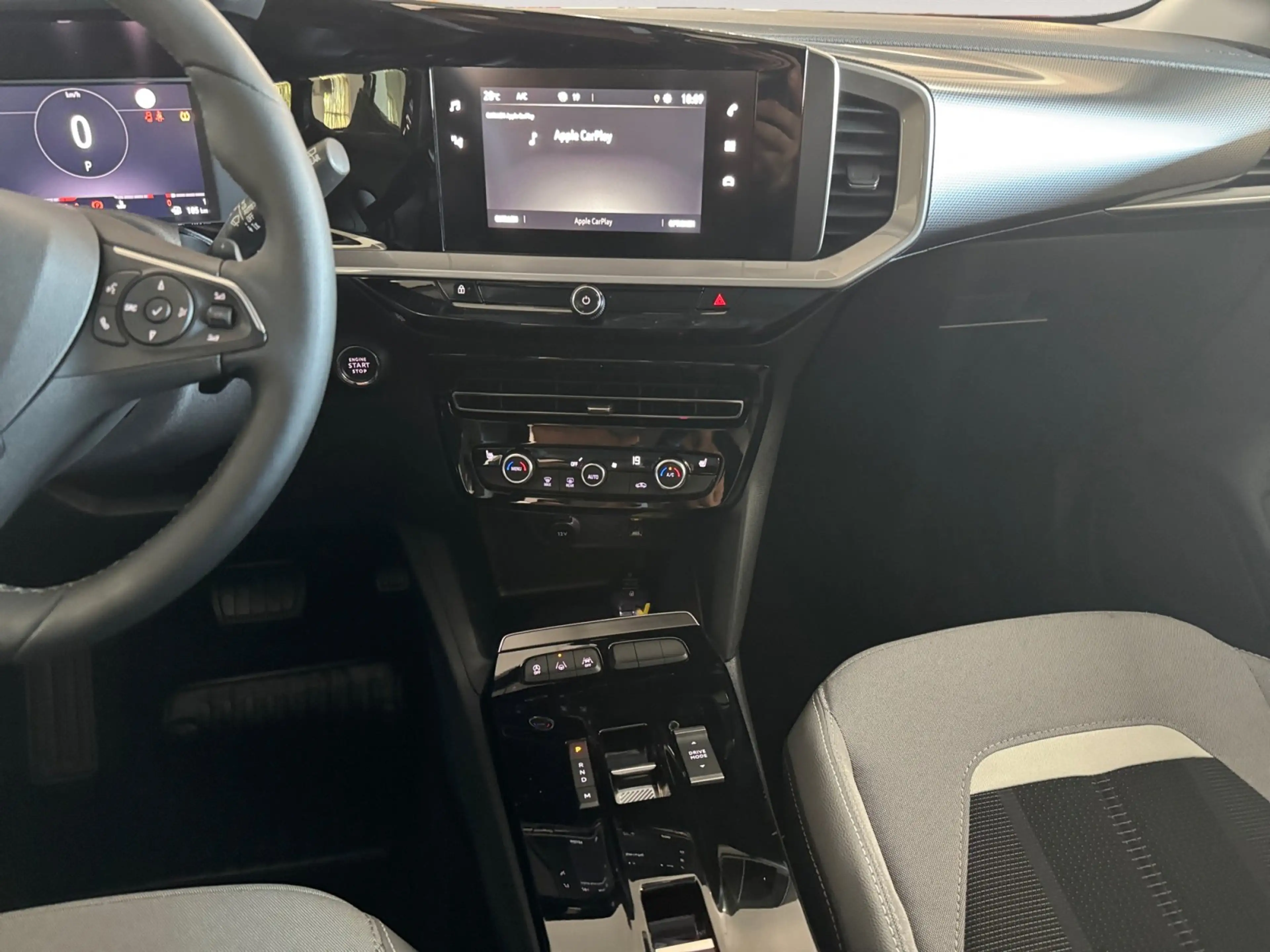 Opel Mokka 1.2 Elegance Sitzheizung, CarPlay, KeyLess — photo 12