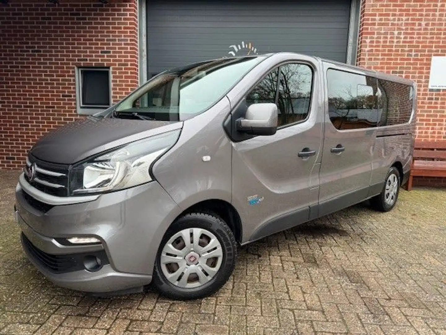Fiat Talento TALENTO KOMBI L2H1 FAMILY,KAMERA,TEMPO,9-SITZE Grigio - 1