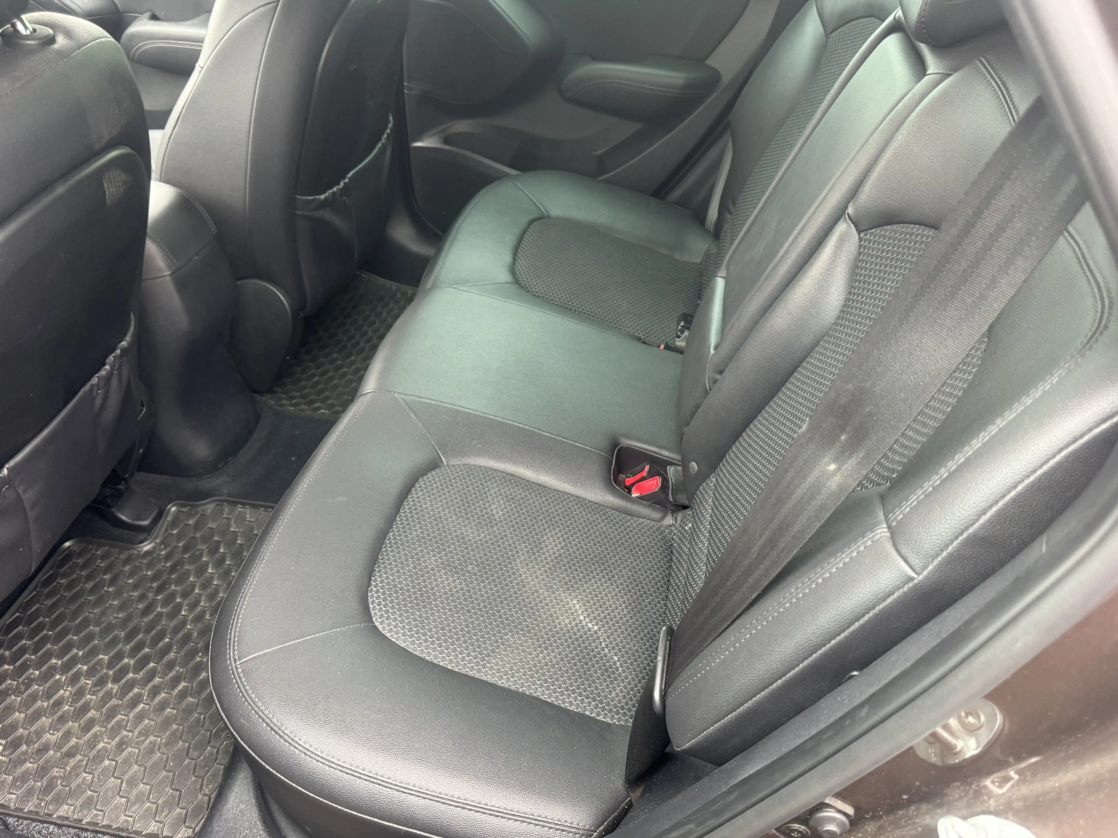 Hyundai iX35 ix35 1.6 2WD 5 Star Edition — photo 6