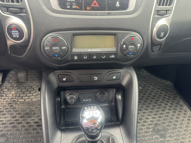 Hyundai iX35 ix35 1.6 2WD 5 Star Edition — photo 9