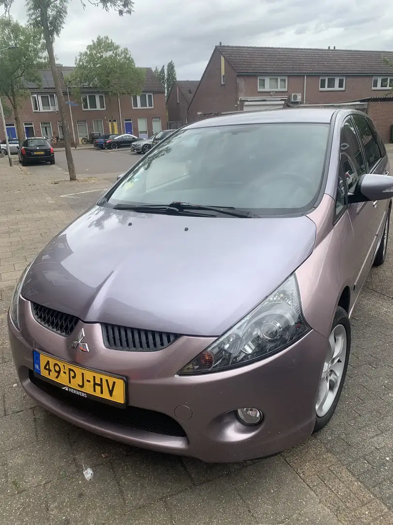 Mitsubishi Grandis 2.4-16V Intense Meeneem prijs € 1600 Red - 1