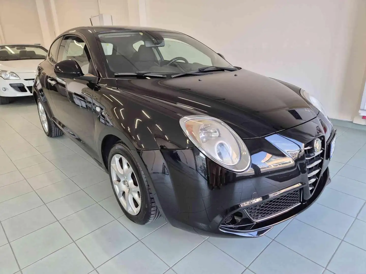 Alfa Romeo MiTo 1.4 T 120 CV GPL Distinctive Premium Pack Nero - 1