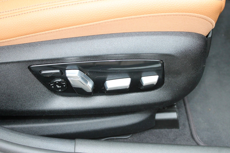BMW 530 d xDrive Sport Line- Schiebedach-Vollausst. — photo 12