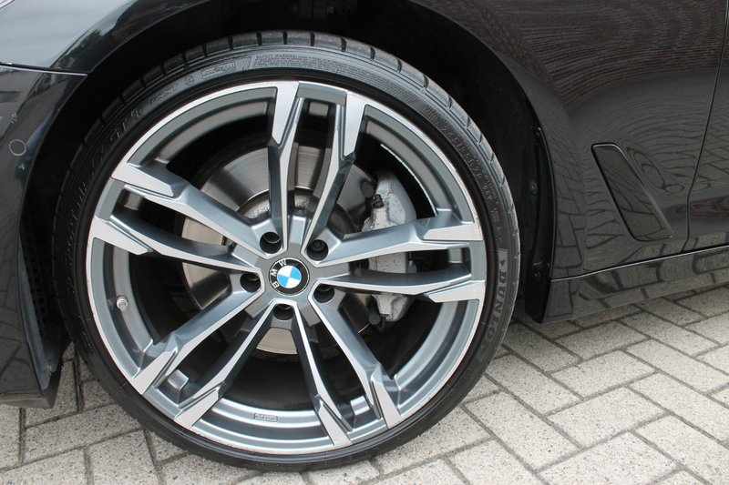 BMW 530 d xDrive Sport Line- Schiebedach-Vollausst. — photo 2