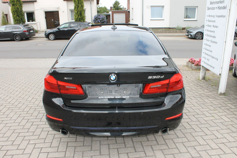 BMW 530 d xDrive Sport Line- Schiebedach-Vollausst. — photo 5