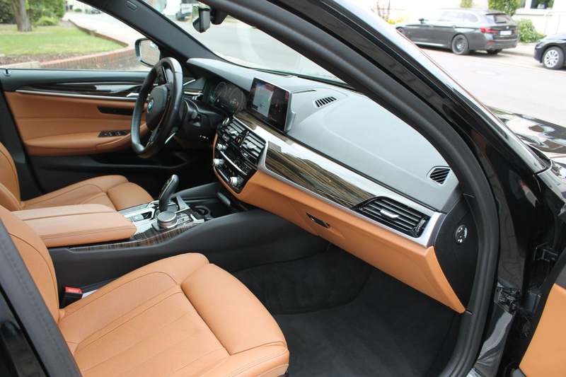 BMW 530 d xDrive Sport Line- Schiebedach-Vollausst. — photo 11