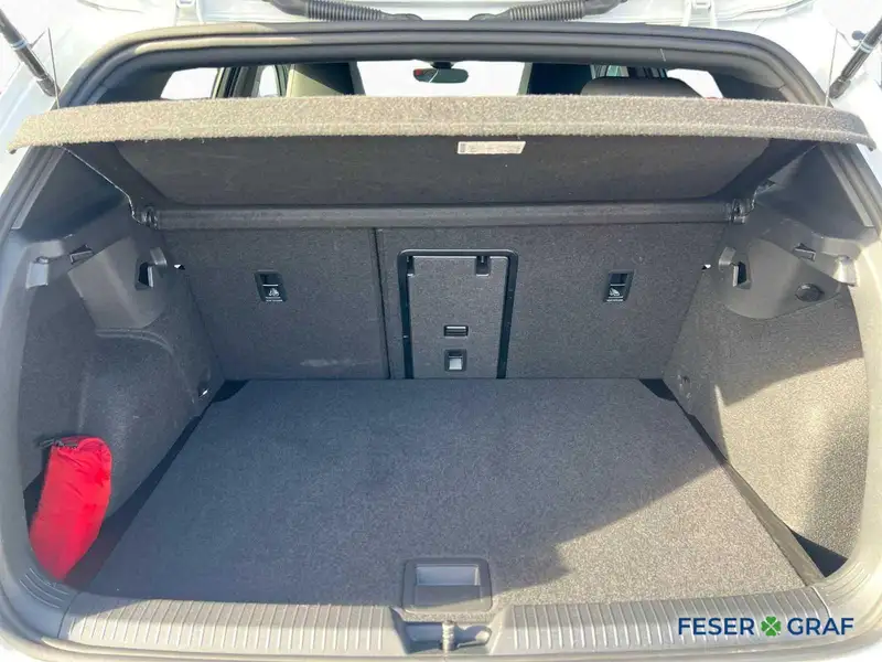 Annonce voiture d'occasion Volkswagen Golf - CARADIZE