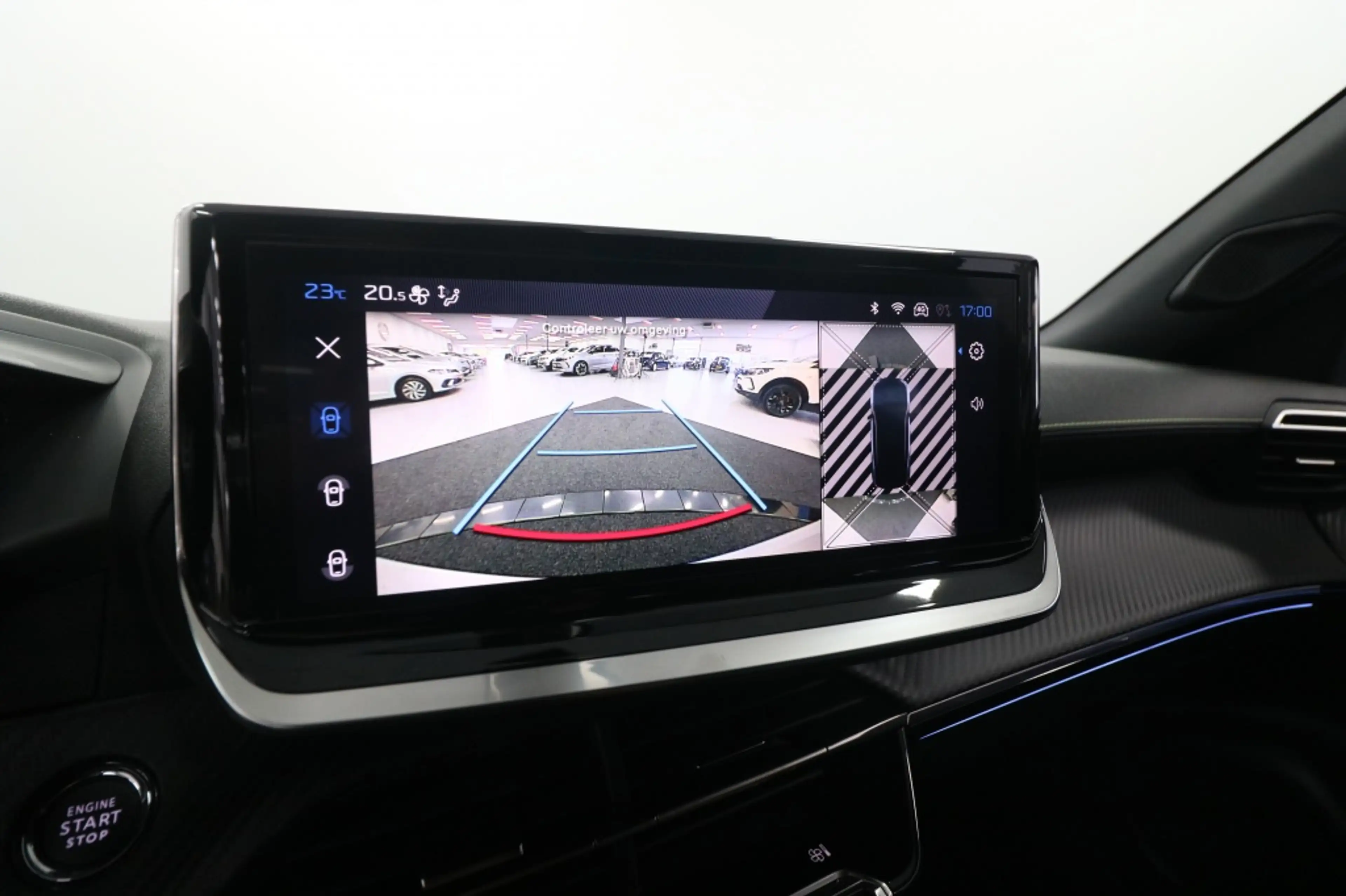 Peugeot e-2008 EV GT Avantage 54 kWh — photo 9
