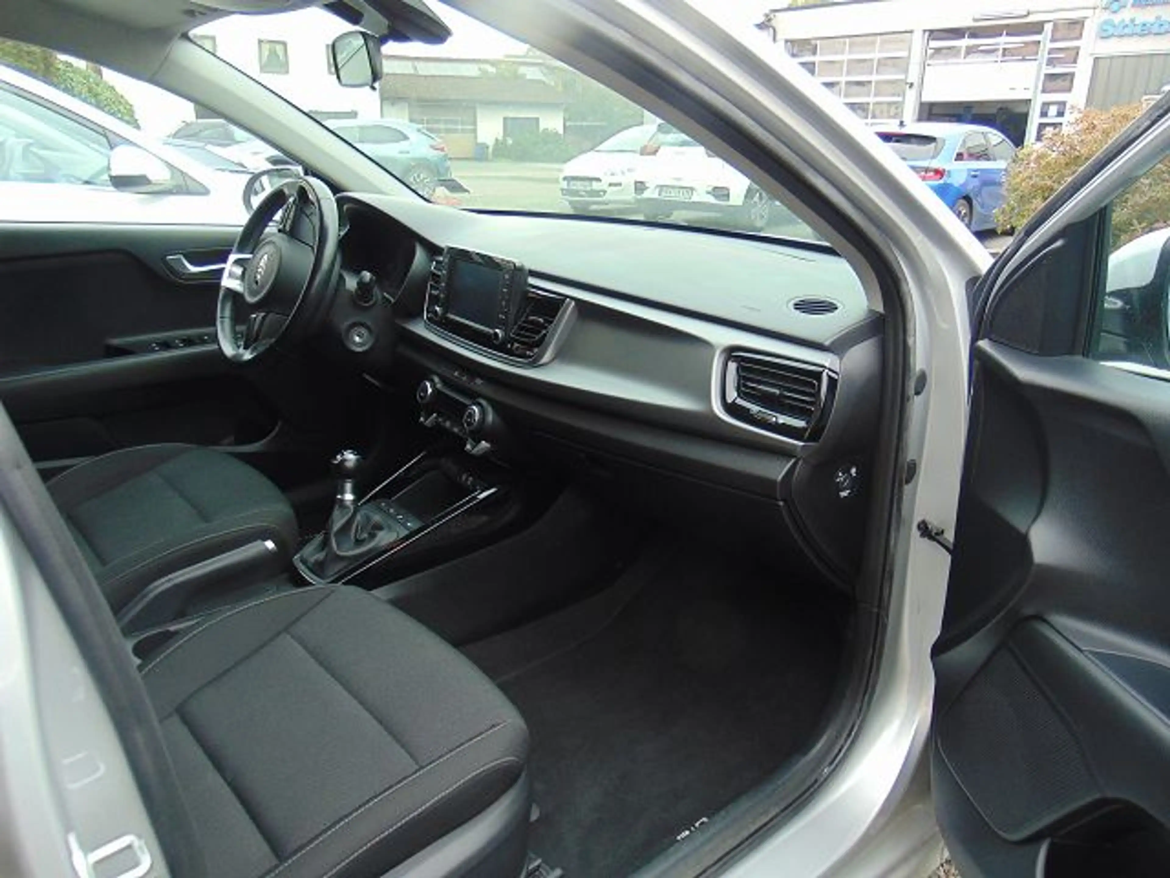 Kia Rio Dream Team — photo 11