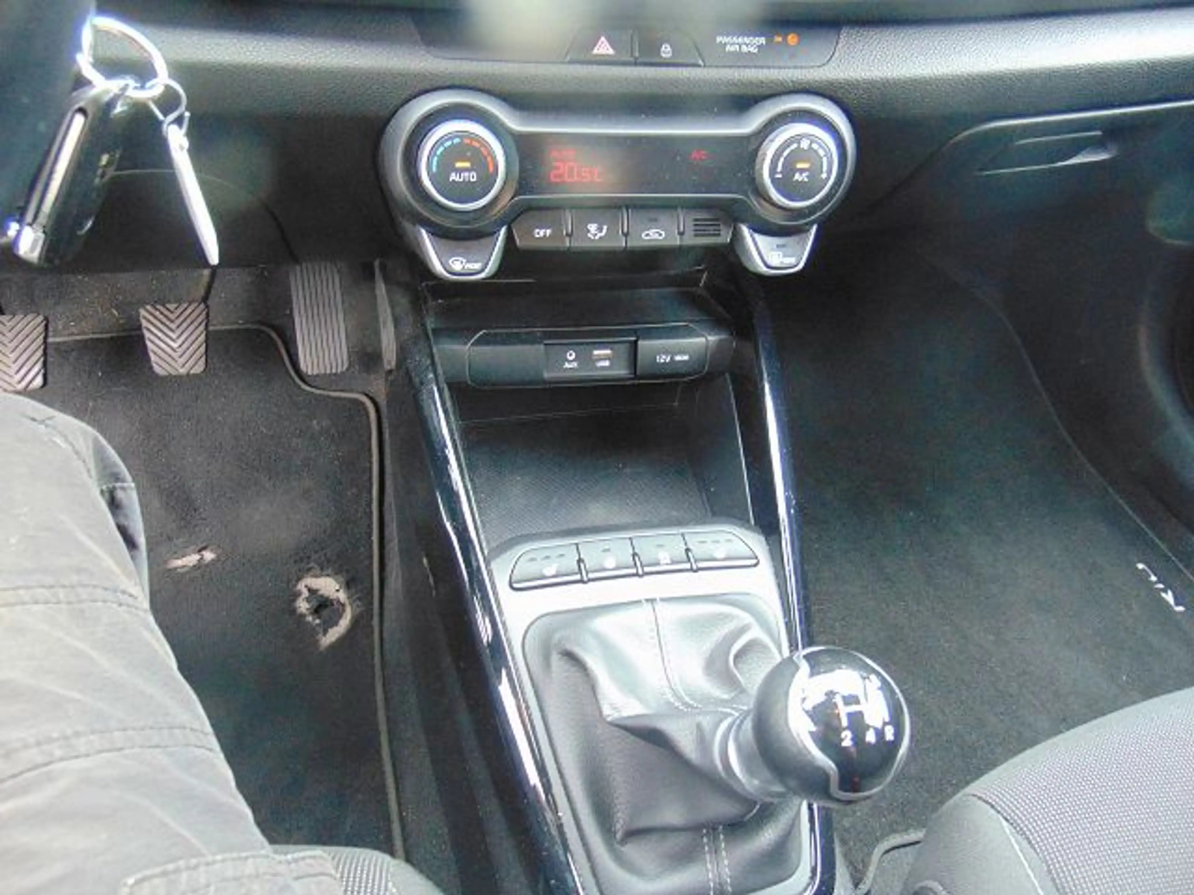 Kia Rio Dream Team — photo 10
