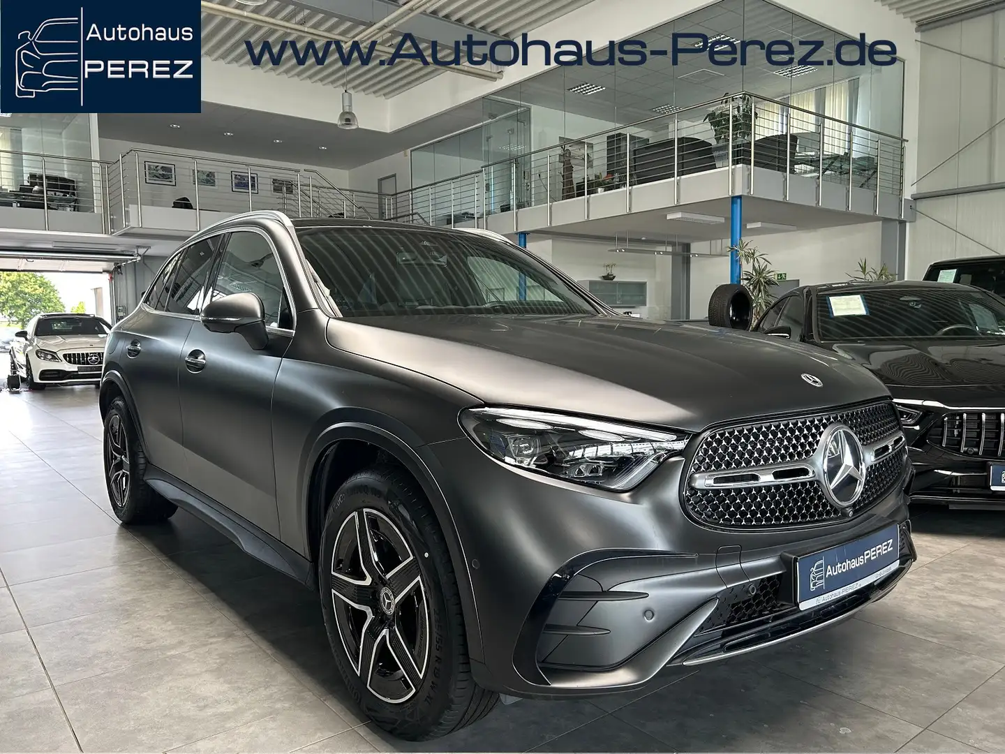 Mercedes-Benz GLC 300 d 4M AMG PREMIUM+ MAGNO-AIRMATIC-PANO Gris - 1