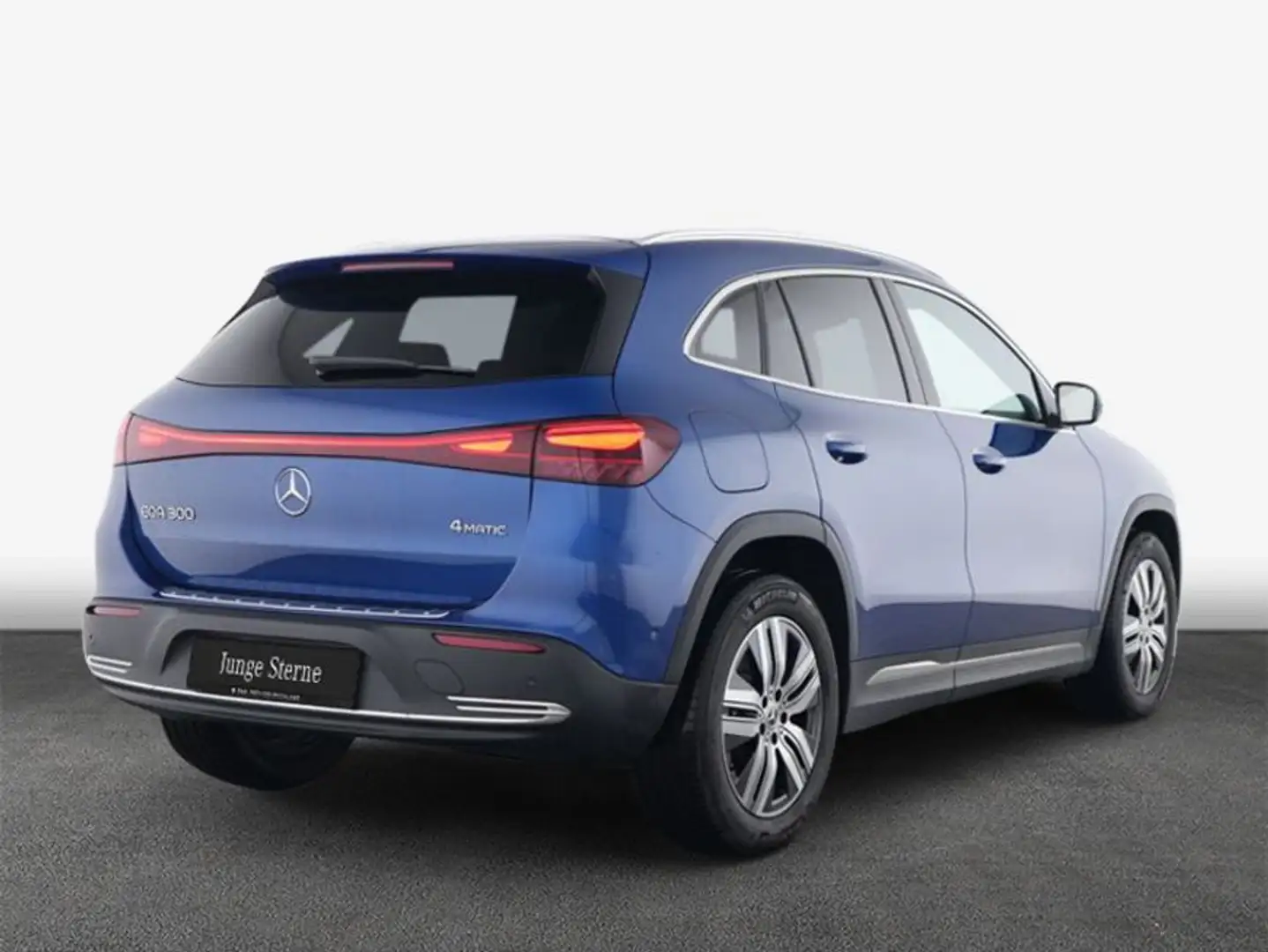 Mercedes-Benz EQA 300 EQA Blau - 2