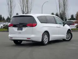 Chrysler Grand Caravan 2024 — фото 6