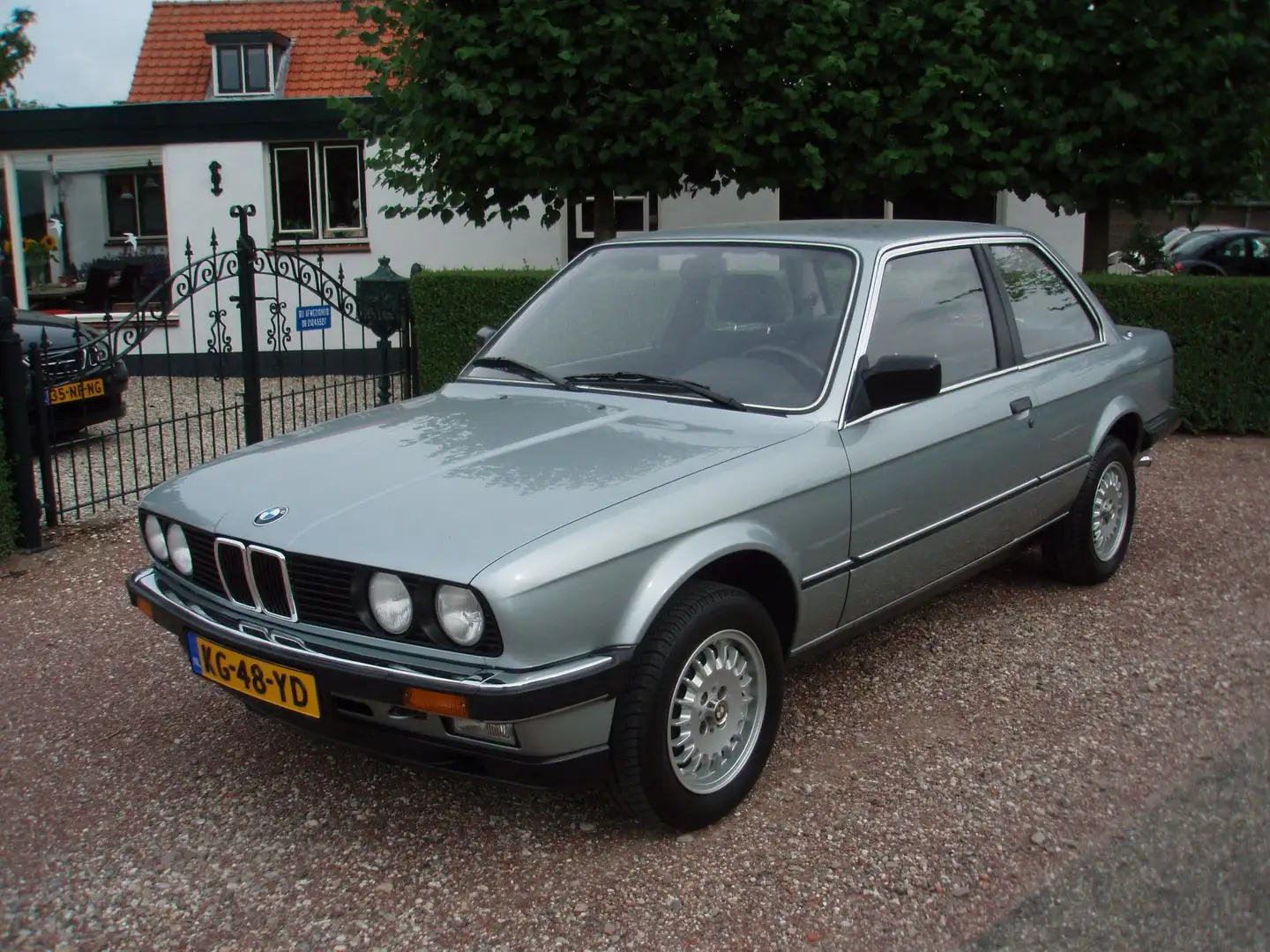 BMW 316 3-serie **89.000 org.km.**NL_AUTO**NIEUWSTAAT** Modrá - 1