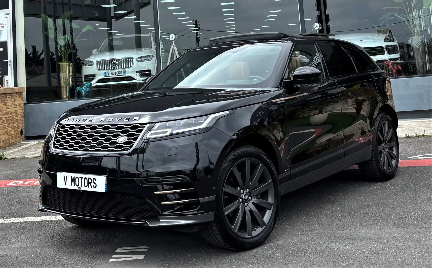 Land Rover Range Rover Velar D300 V6 HSE R-Dynamic 300 Performance 1er Main Noir - 1