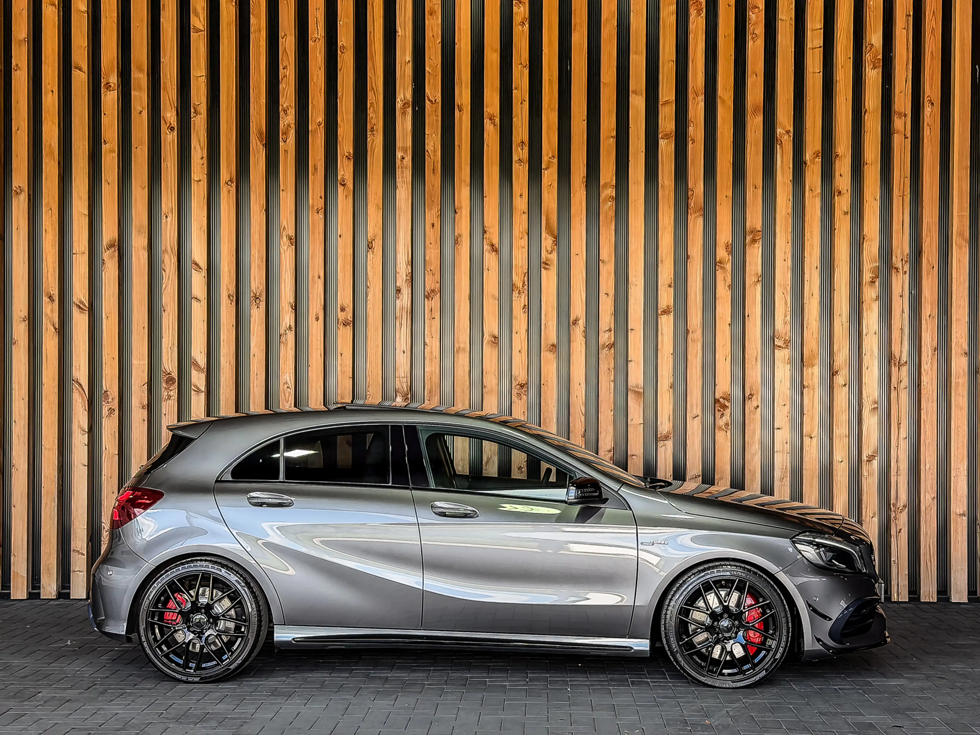 Mercedes-Benz A 45 AMG 4MATIC | STAGE 2 | PANORAMADAK | HARMAN KARDON | N — photo 4