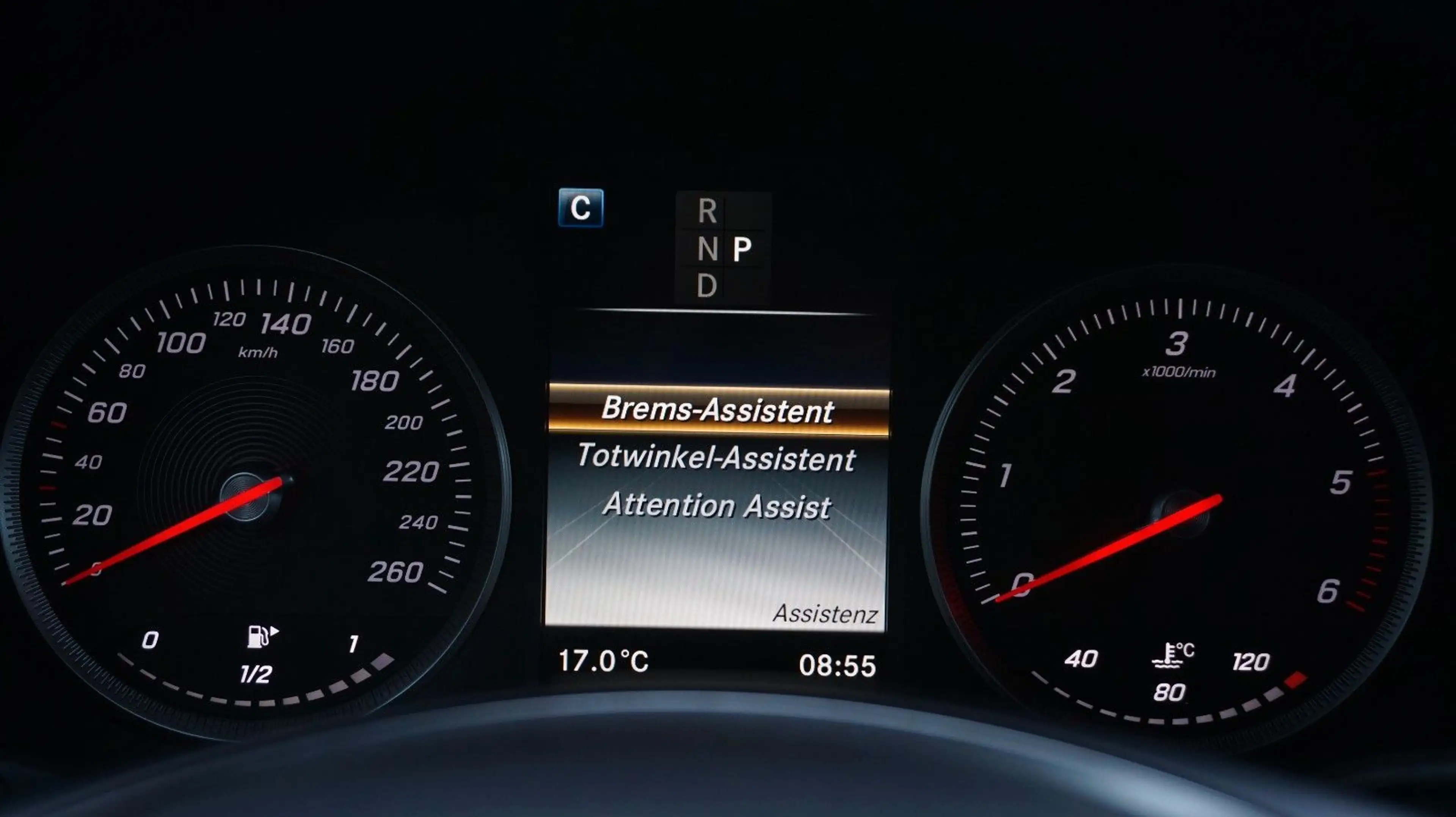 Mercedes-Benz GLC 220 d 4Matic Navi Kamera Sommer/Winterreifen — photo 14