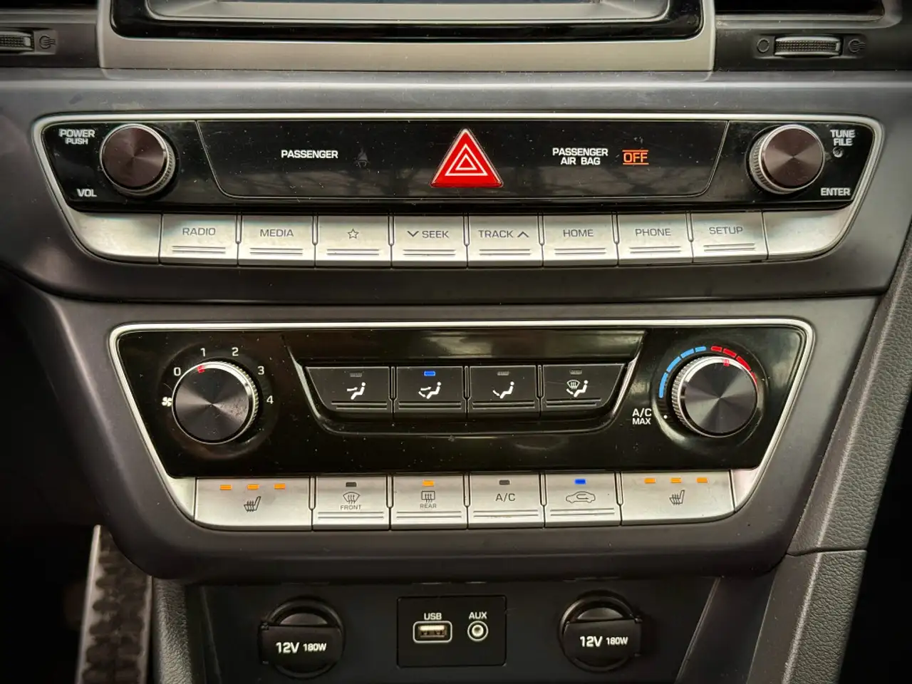 Hyundai SONATA снимка Hyundai SONATA