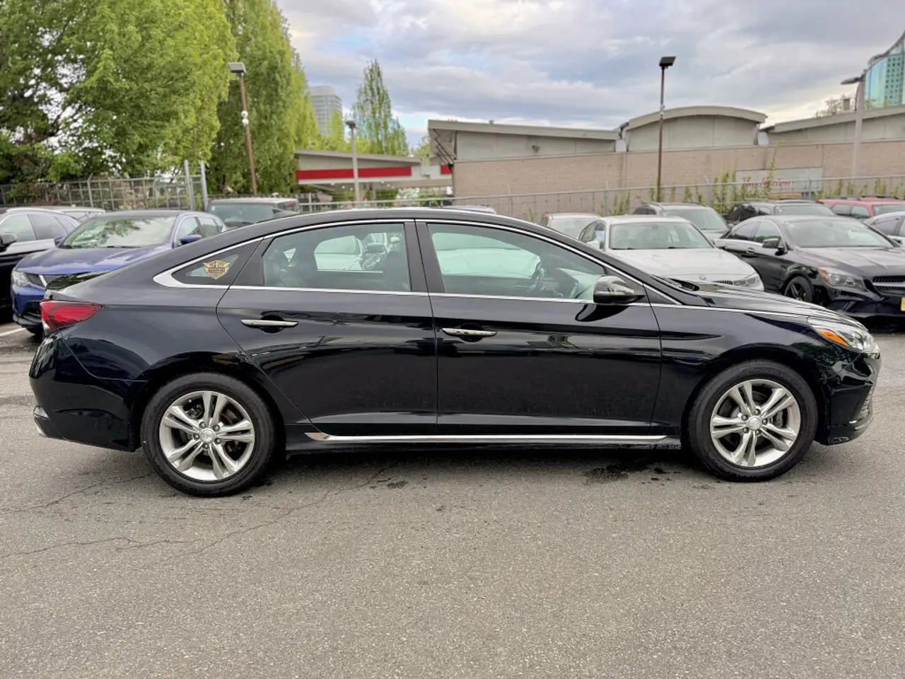 Hyundai SONATA снимка Hyundai SONATA