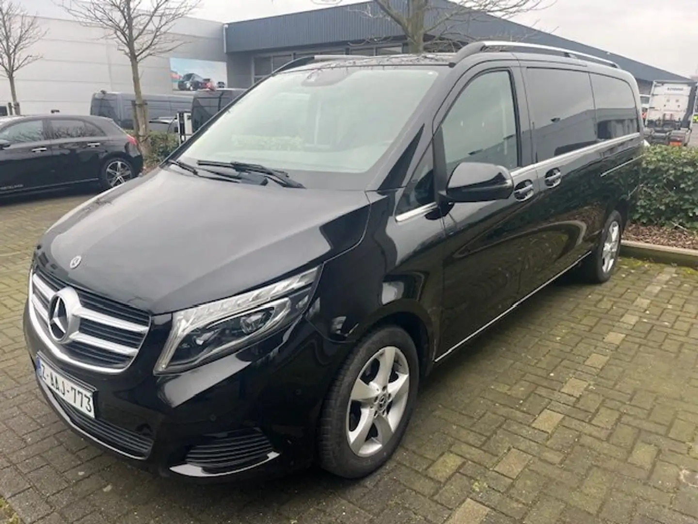 Mercedes-Benz V 250 V 250 d lang 7G-TRONIC Avantgarde Night Edition Noir - 1