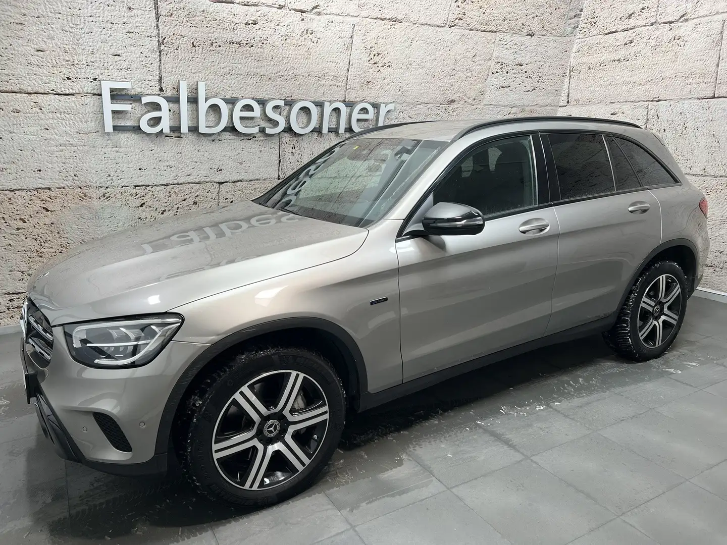 Mercedes-Benz Sonstige GLC 300 de PHEV 4Matic Beige - 2