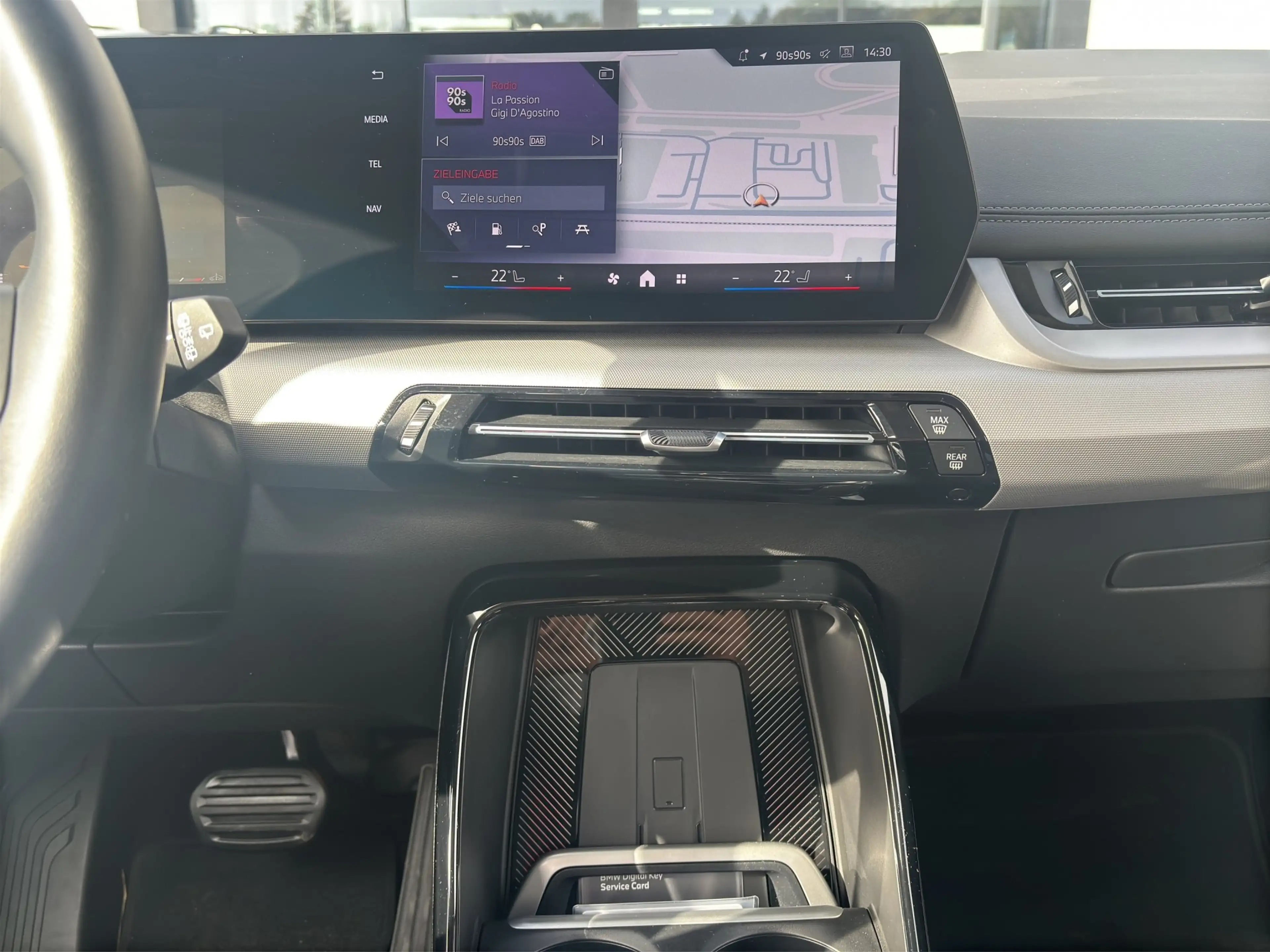 BMW 220 220i Active Tourer AHK Komfortzugang AdLED SH — photo 10