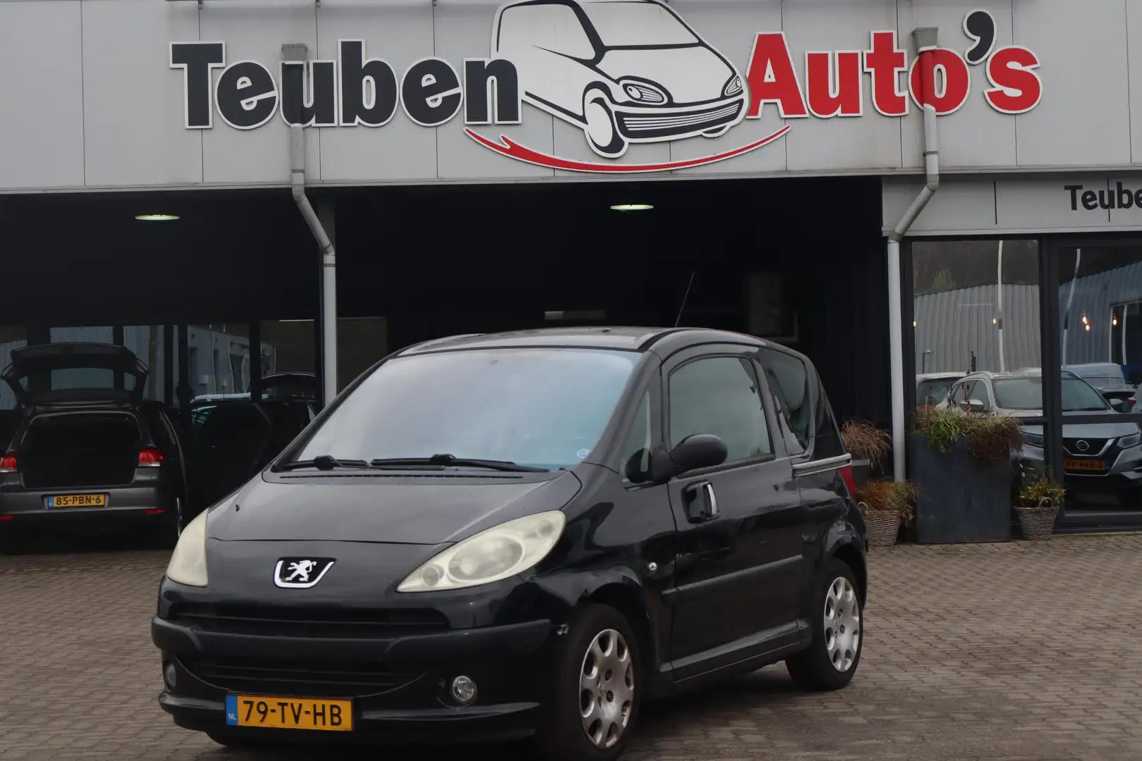 Peugeot 1007 1.4-16V Sesam Gentry Airco, Elektrische ramen, Rad Negro - 1