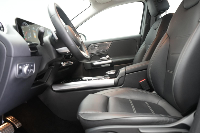 Mercedes-Benz GLA 220 d 8G-DCT AMG Line Leder/Temp/Kamera/Lane — photo 9