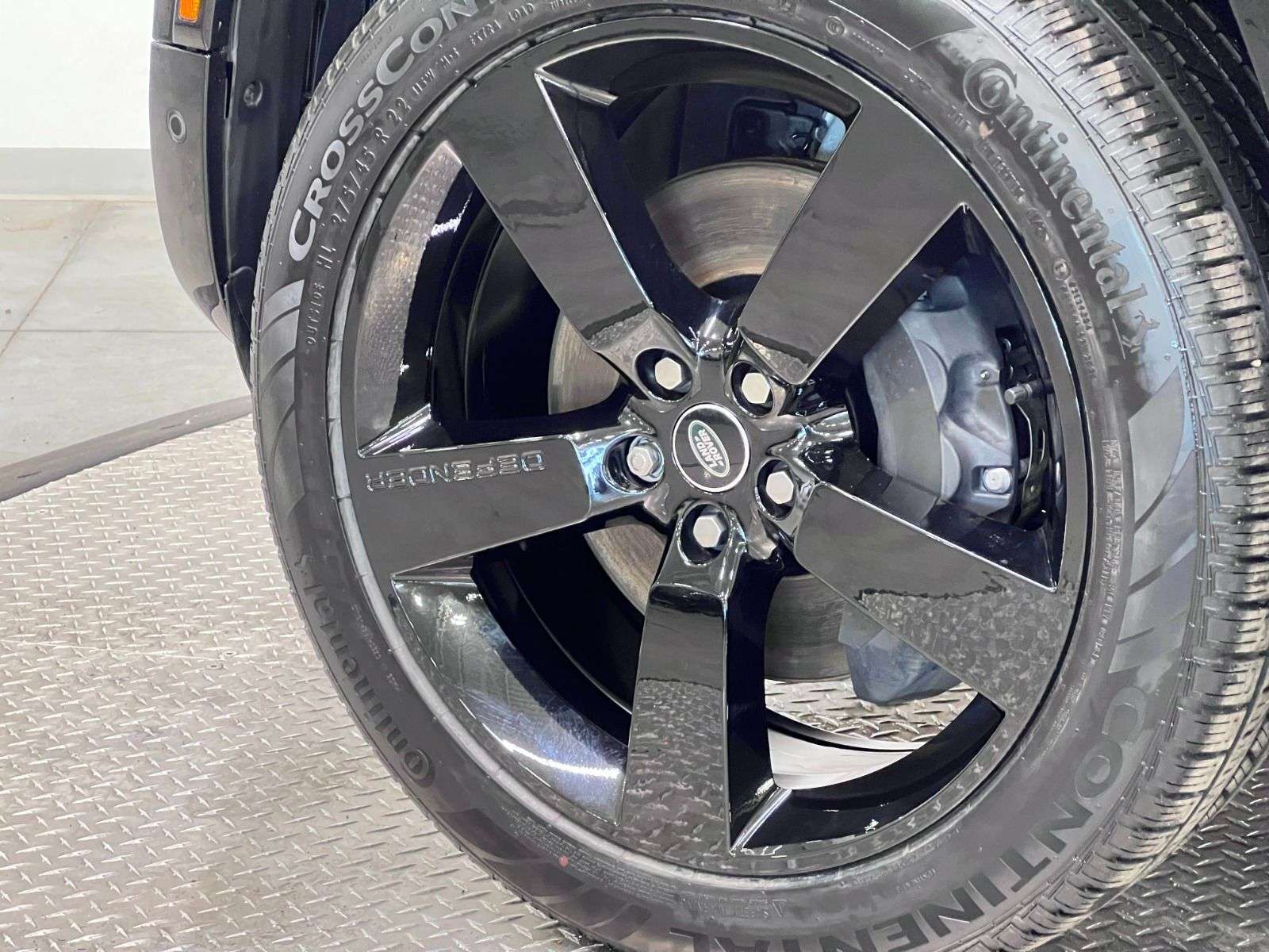 2025 Land Rover Defender P400 X-DYNAMIC SE thumb 12