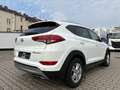 Hyundai TUCSON Tucson 1.6 Turbo Advantage *AHK*KAMERA*NAVI*SPUR Weiß - thumbnail 6