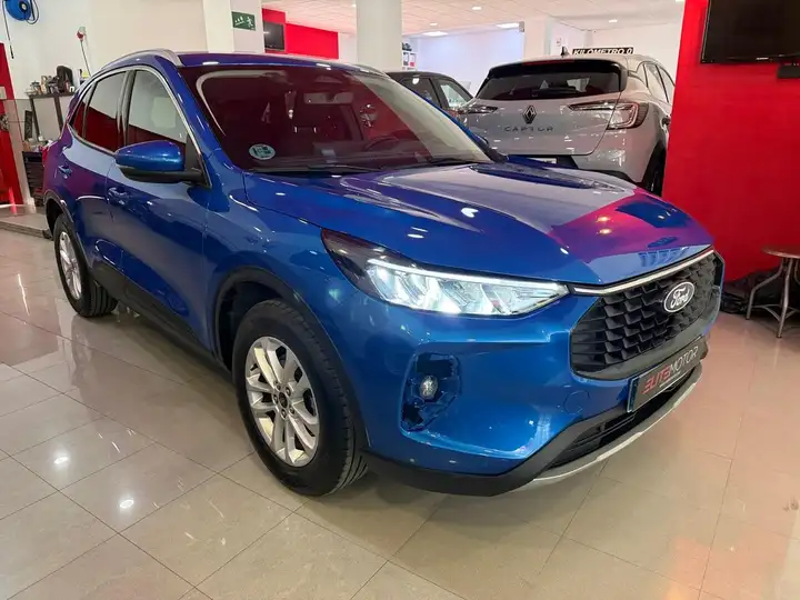 Ford Kuga Titanium 1.5 EcoBoost 2025, foto 3