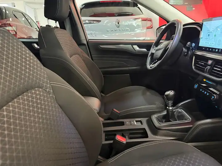 Ford Kuga Titanium 1.5 EcoBoost 2025, foto 17