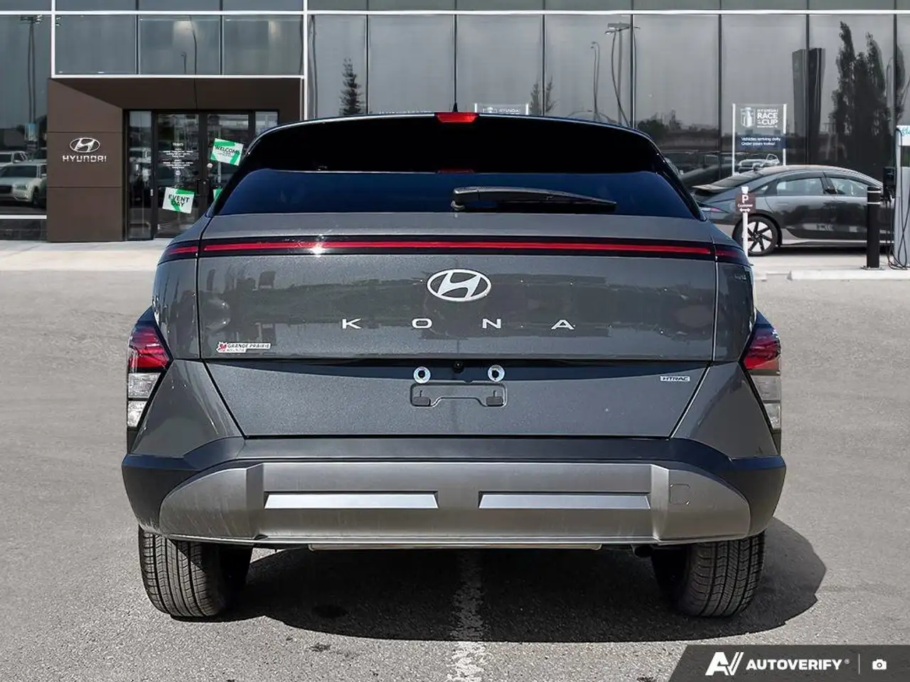 Hyundai KONA снимка Hyundai KONA