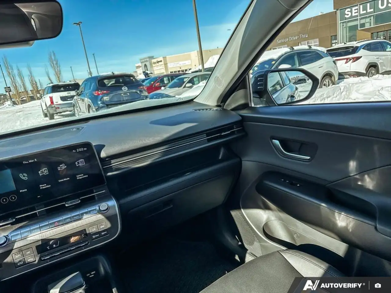 Hyundai KONA снимка Hyundai KONA