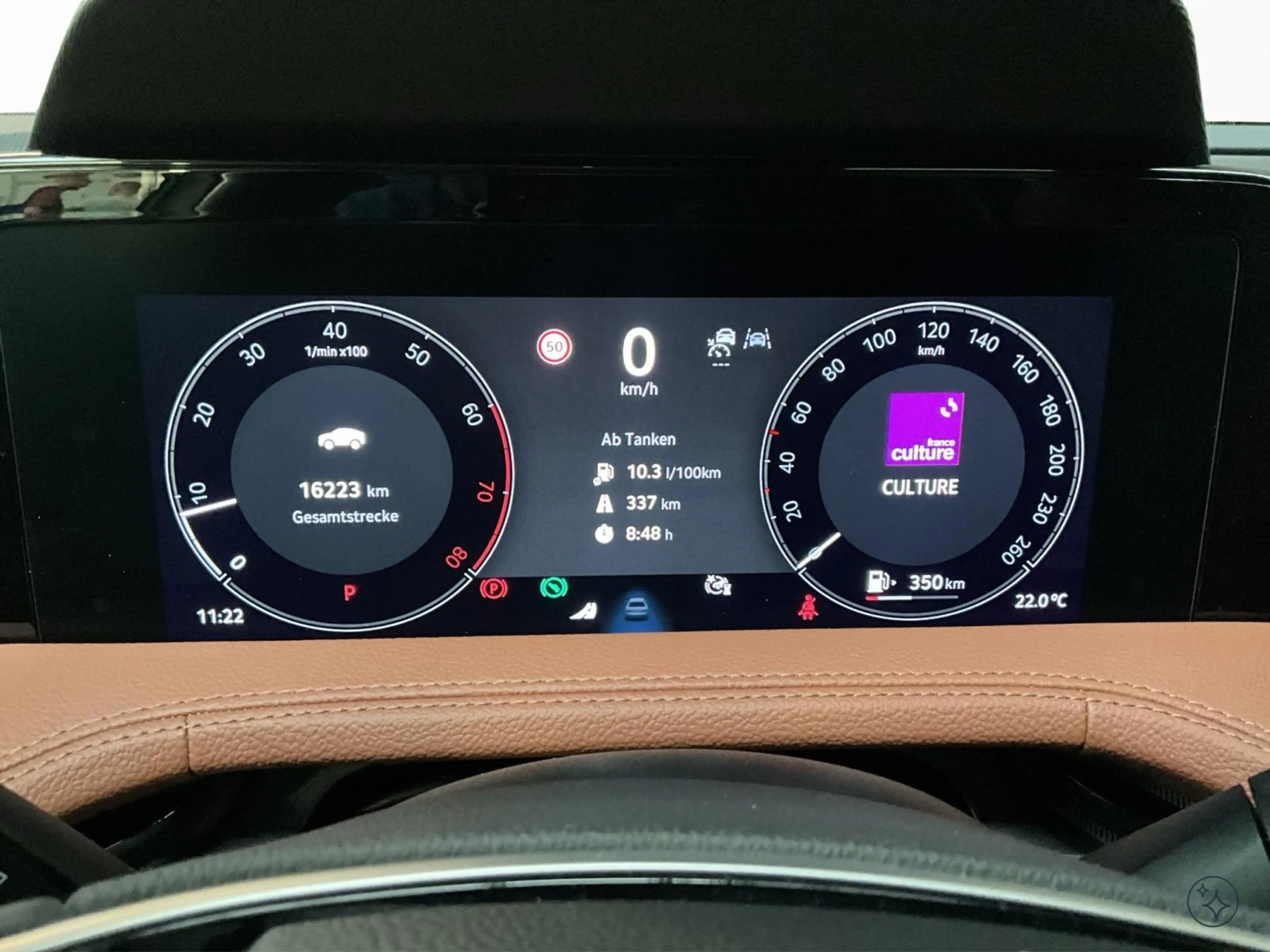 Skoda Superb L&K+DSG+4x4+AHK+LM19+Head-up+Pano+Led+Navi+DAB — photo 11