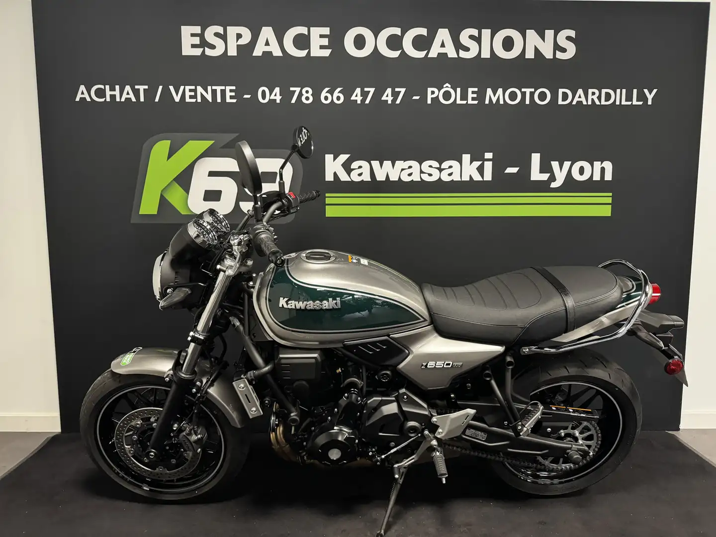 Kawasaki Z 650 Grau - 2