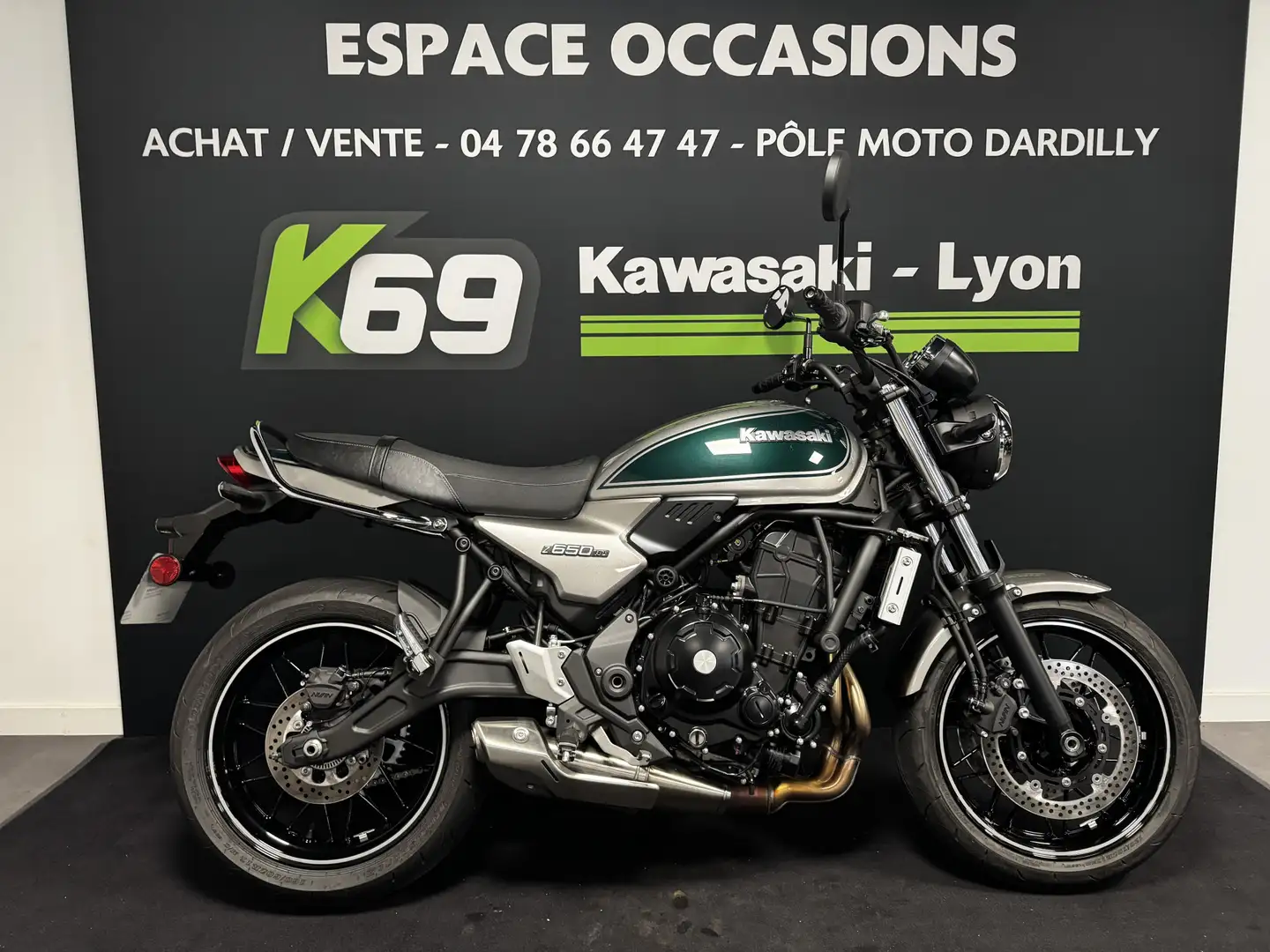 Kawasaki Z 650 Grau - 1