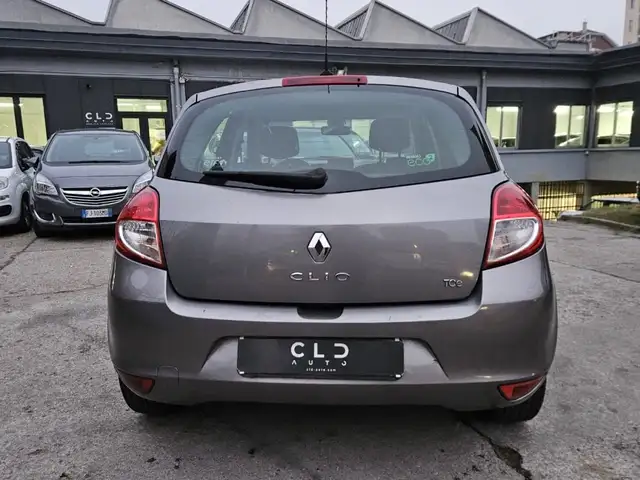 Renault Clio view 5