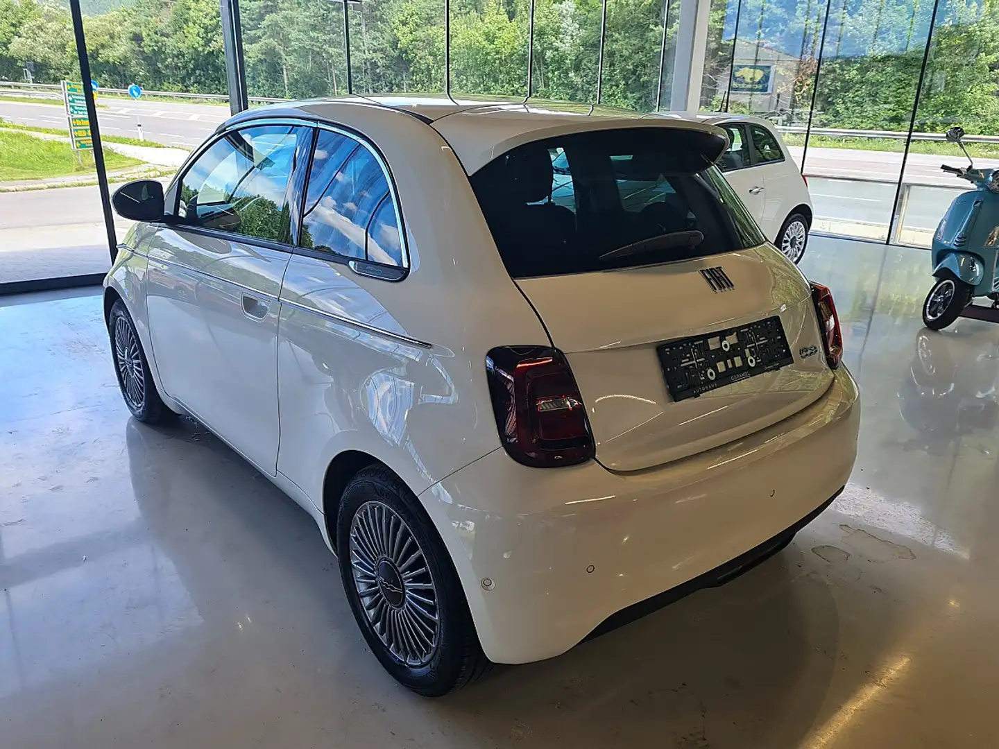 Fiat 500e Basis Batterie 42 kWh Weiß - 2