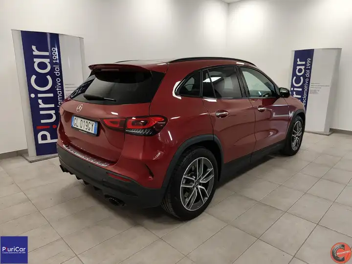Mercedes-Benz GLA 35 AMG 306cv 4matic auto Sed. Riscaldati+Memo Camera360° — foto 9