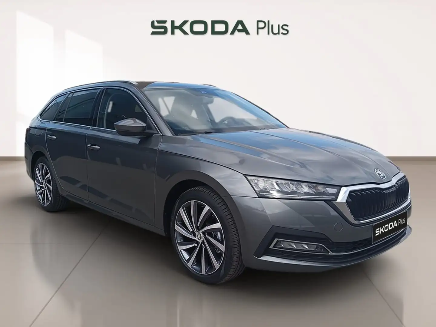 Skoda Octavia Combi 2.0TDI Selection DSG7 110kW Burdeos - 1
