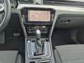 Volkswagen Passat Variant TDI Business DSG Matrix AHK Navi Pano ACC RFK SH Weiß - thumbnail 16