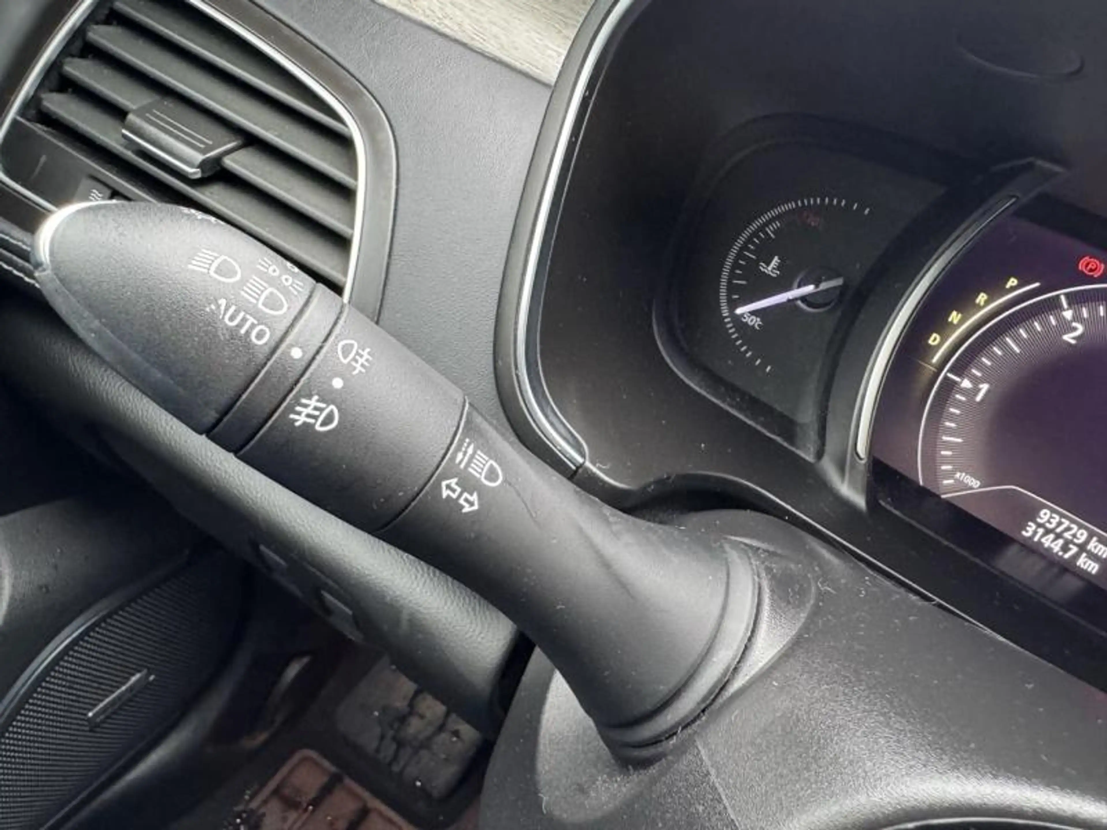 Renault Talisman 1.6 dCi 160ch energy Intens EDC — photo 15