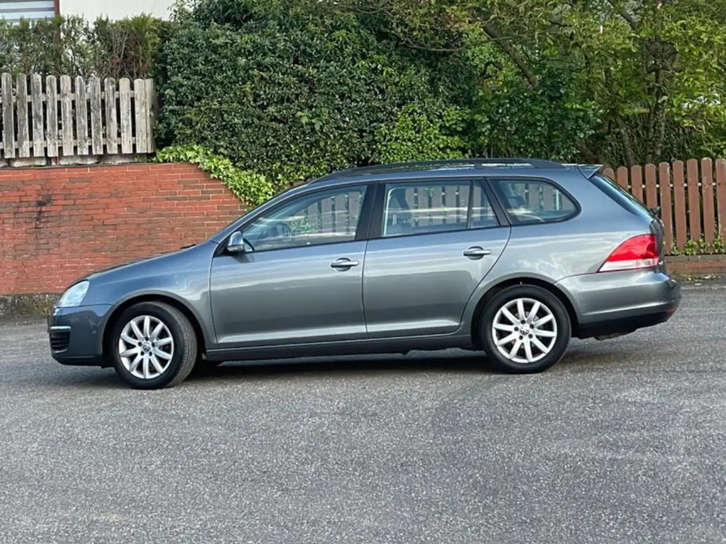 Volkswagen Golf Golf 1.4 Comfortline Gris - 1