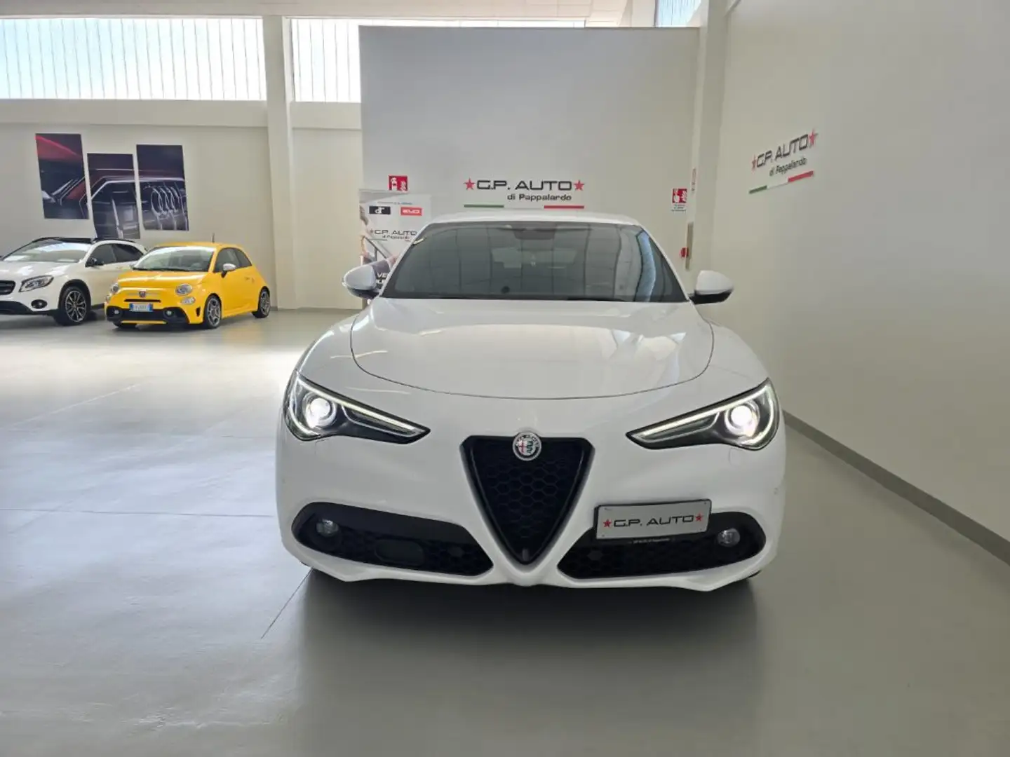 Alfa Romeo Stelvio 2.2 Turbodiesel 210 CV AT8 Q4 Veloce Blanc - 2